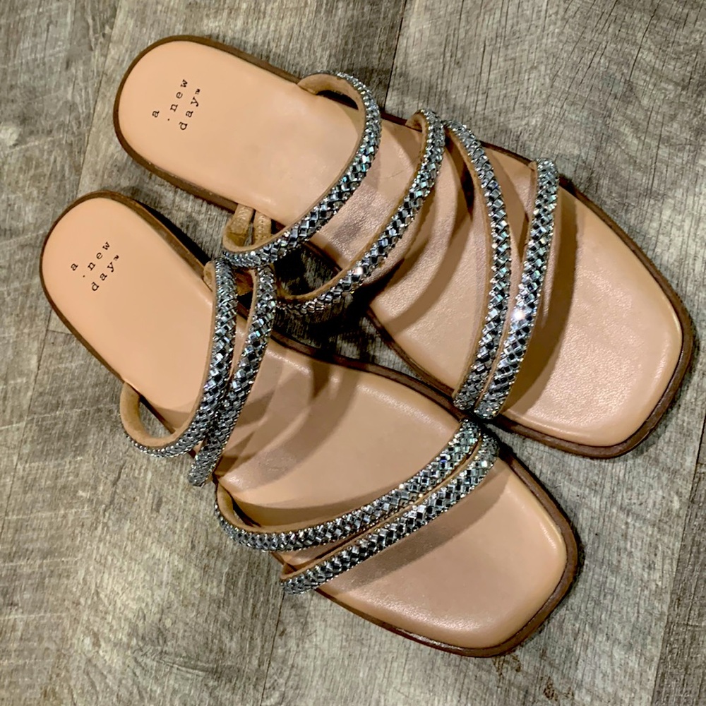 Amazing Worn One Time Sparkle Evening Flat Sandals Women’s size 9.5 A New Day